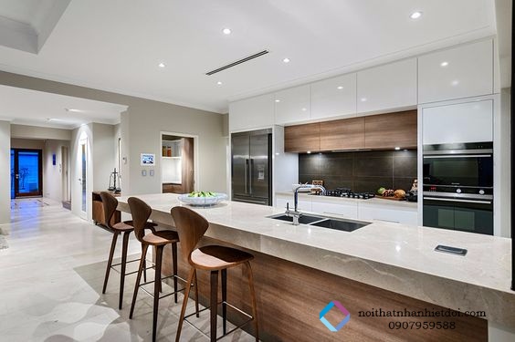 TỦ BẾP MDF SƠN 006